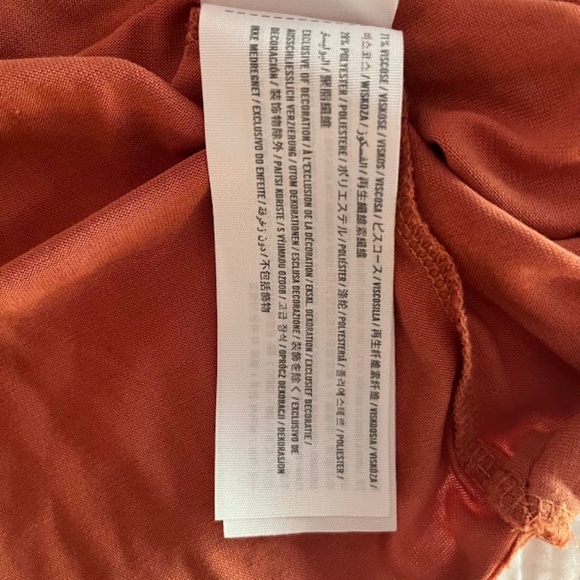 Abercrombie & Fitch Faux-Wrap Burnt Orange Top, Sz M, EUC - Picture 5 of 5